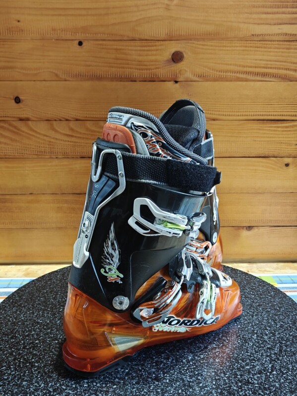 LYŽIARKY NORDICA FIREARROW F4 28MP